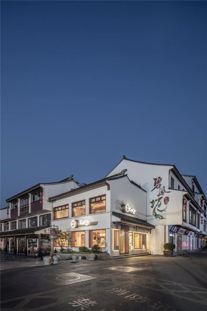奶茶店門頭外觀設計-鄭州奶茶店裝修公司推薦COCO都可茶飲店裝修效果圖