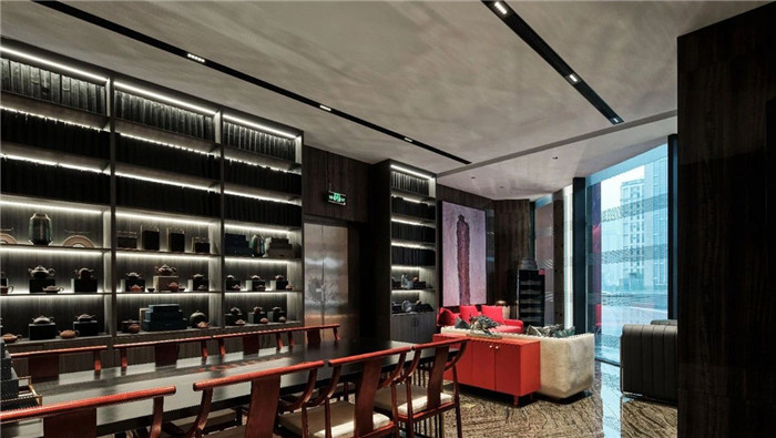 鄭州創(chuàng)意餐廳裝修公司推薦Young藝術(shù)餐廳裝修設(shè)計